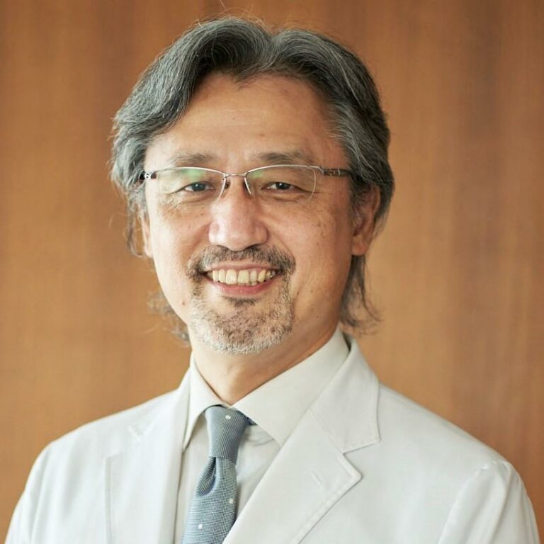 Prof Kunihiro Yamaoka of Kitasato University, Tokyo, Japan